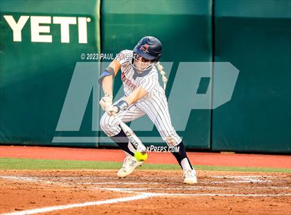 Thumbnail 3 in Aubrey vs. Calallen (UIL 4A Softball Semifinal) photogallery.