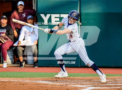 Thumbnail 3 in Aubrey vs. Calallen (UIL 4A Softball Semifinal) photogallery.