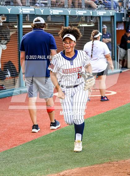 Thumbnail 3 in Aubrey vs. Calallen (UIL 4A Softball Semifinal) photogallery.