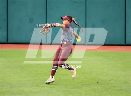 Thumbnail 1 in Aubrey vs. Calallen (UIL 4A Softball Semifinal) photogallery.