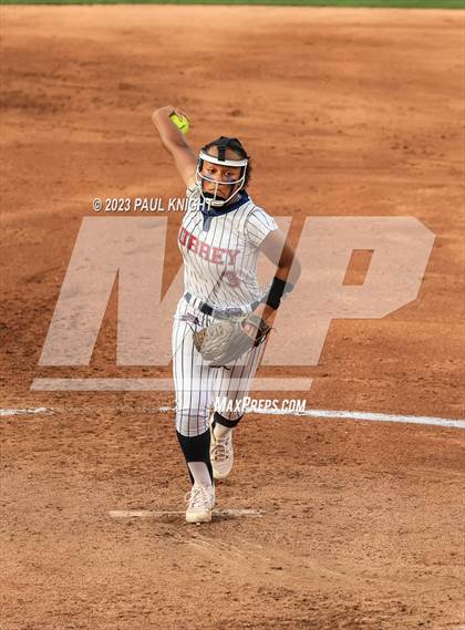 Thumbnail 2 in Aubrey vs. Calallen (UIL 4A Softball Semifinal) photogallery.