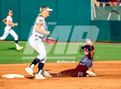 Thumbnail 1 in Aubrey vs. Calallen (UIL 4A Softball Semifinal) photogallery.
