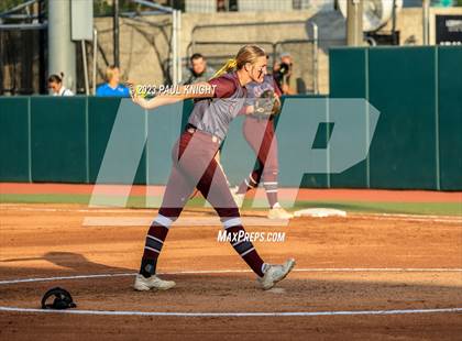 Thumbnail 1 in Aubrey vs. Calallen (UIL 4A Softball Semifinal) photogallery.