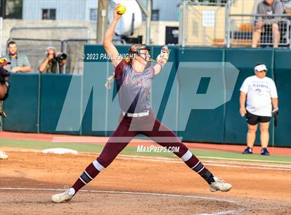 Thumbnail 3 in Aubrey vs. Calallen (UIL 4A Softball Semifinal) photogallery.