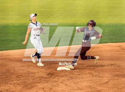 Thumbnail 3 in Aubrey vs. Calallen (UIL 4A Softball Semifinal) photogallery.