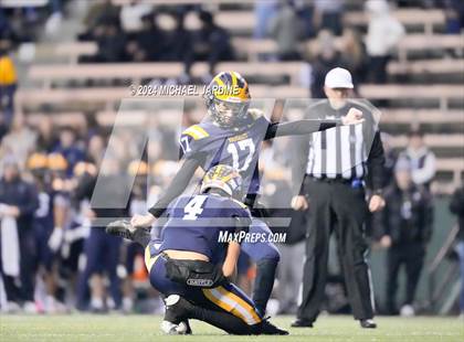 Thumbnail 2 in Roosevelt @ Bellevue (WIAA 3A Semifinal) photogallery.