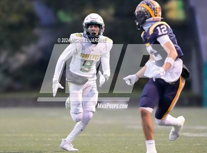 Thumbnail 2 in Roosevelt @ Bellevue (WIAA 3A Semifinal) photogallery.