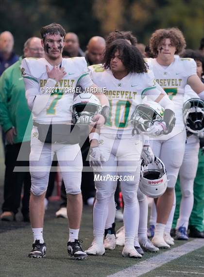Thumbnail 2 in Roosevelt @ Bellevue (WIAA 3A Semifinal) photogallery.