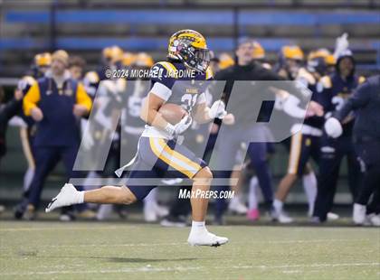 Thumbnail 1 in Roosevelt @ Bellevue (WIAA 3A Semifinal) photogallery.