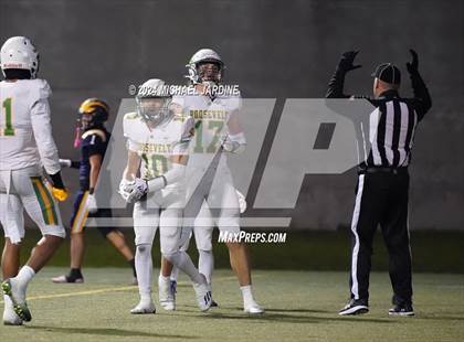 Thumbnail 1 in Roosevelt @ Bellevue (WIAA 3A Semifinal) photogallery.