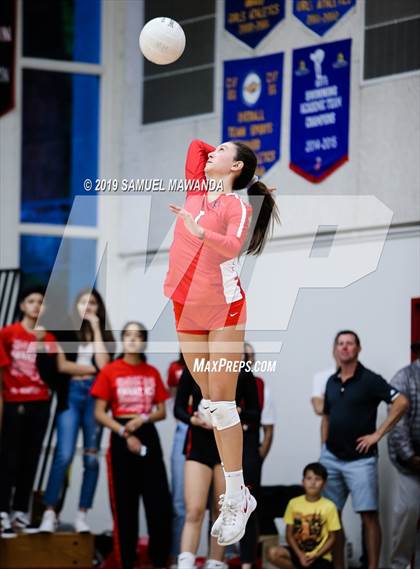 Thumbnail 3 in  Buckley @ Harvard-Westlake photogallery.