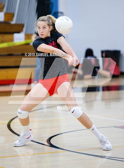 Thumbnail 3 in  Buckley @ Harvard-Westlake photogallery.