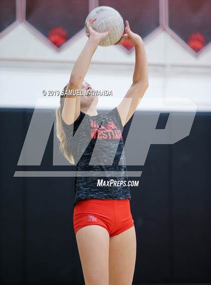 Thumbnail 2 in  Buckley @ Harvard-Westlake photogallery.