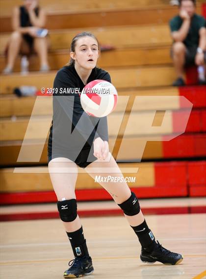 Thumbnail 3 in  Buckley @ Harvard-Westlake photogallery.