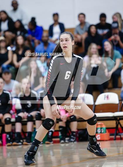 Thumbnail 3 in  Buckley @ Harvard-Westlake photogallery.