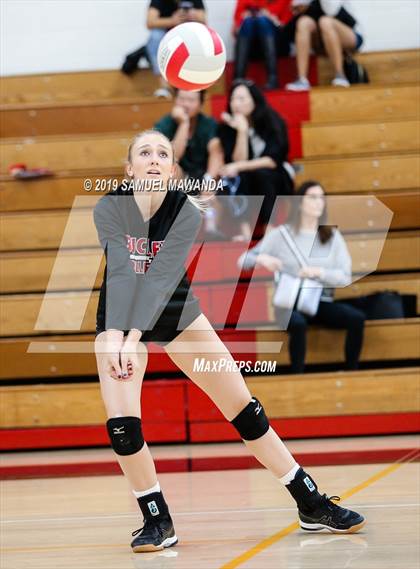 Thumbnail 1 in  Buckley @ Harvard-Westlake photogallery.