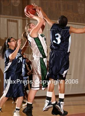 Thumbnail 2 in Duarte vs. Costa Mesa (Ocean View Christmas Classic) photogallery.