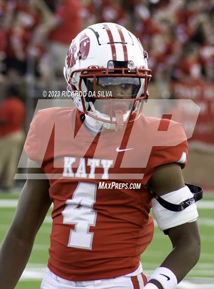 Thumbnail 2 in Tompkins vs Katy photogallery.