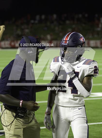 Thumbnail 2 in Tompkins vs Katy photogallery.
