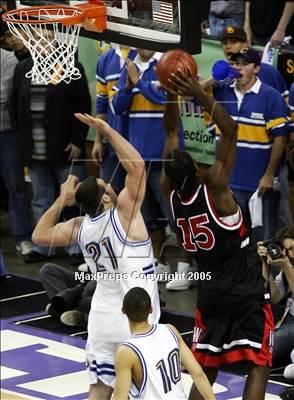 Thumbnail 1 in Westchester vs. Serra (State D1 Final)#2 photogallery.