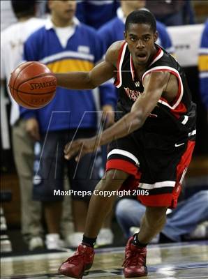 Thumbnail 3 in Westchester vs. Serra (State D1 Final)#2 photogallery.