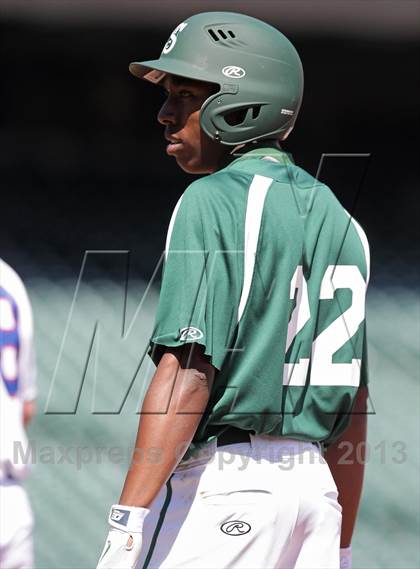 Thumbnail 3 in St. Ignatius vs. Sacred Heart Cathedral (AT&T Park) photogallery.