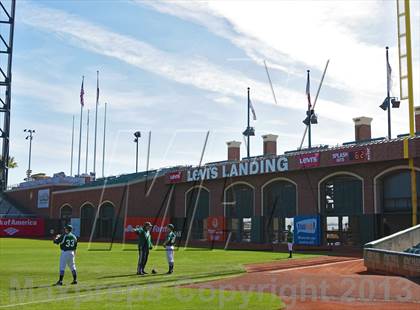 Thumbnail 2 in St. Ignatius vs. Sacred Heart Cathedral (AT&T Park) photogallery.