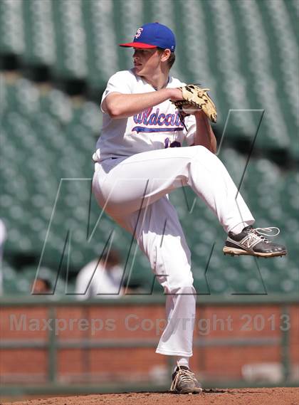 Thumbnail 1 in St. Ignatius vs. Sacred Heart Cathedral (AT&T Park) photogallery.