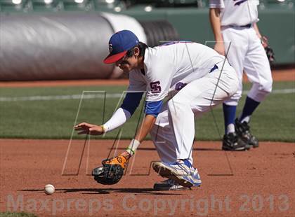 Thumbnail 2 in St. Ignatius vs. Sacred Heart Cathedral (AT&T Park) photogallery.