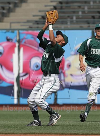 Thumbnail 2 in St. Ignatius vs. Sacred Heart Cathedral (AT&T Park) photogallery.