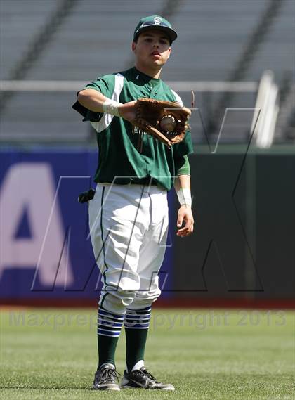 Thumbnail 3 in St. Ignatius vs. Sacred Heart Cathedral (AT&T Park) photogallery.