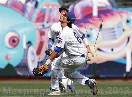 Thumbnail 2 in St. Ignatius vs. Sacred Heart Cathedral (AT&T Park) photogallery.