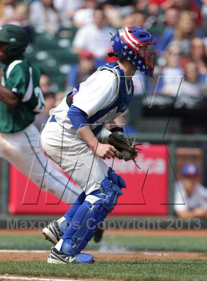 Thumbnail 2 in St. Ignatius vs. Sacred Heart Cathedral (AT&T Park) photogallery.