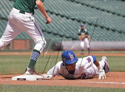Thumbnail 2 in St. Ignatius vs. Sacred Heart Cathedral (AT&T Park) photogallery.