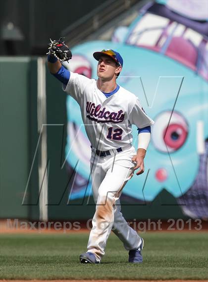Thumbnail 2 in St. Ignatius vs. Sacred Heart Cathedral (AT&T Park) photogallery.