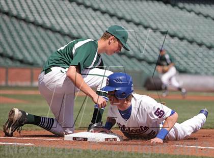 Thumbnail 2 in St. Ignatius vs. Sacred Heart Cathedral (AT&T Park) photogallery.