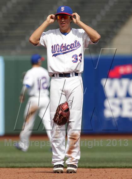 Thumbnail 1 in St. Ignatius vs. Sacred Heart Cathedral (AT&T Park) photogallery.