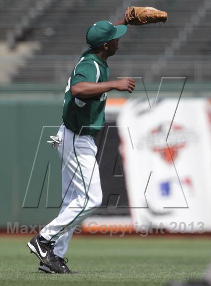 Thumbnail 3 in St. Ignatius vs. Sacred Heart Cathedral (AT&T Park) photogallery.