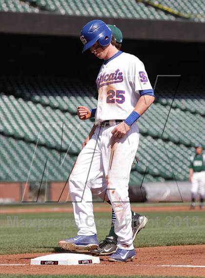 Thumbnail 1 in St. Ignatius vs. Sacred Heart Cathedral (AT&T Park) photogallery.