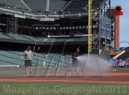 Thumbnail 3 in St. Ignatius vs. Sacred Heart Cathedral (AT&T Park) photogallery.