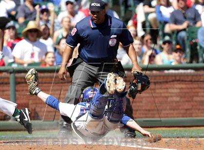 Thumbnail 1 in St. Ignatius vs. Sacred Heart Cathedral (AT&T Park) photogallery.