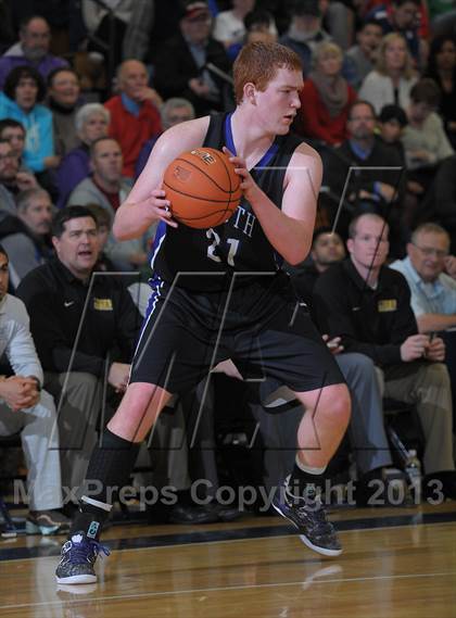 Thumbnail 3 in West Linn vs. South Eugene (Les Schwab Invitational) photogallery.