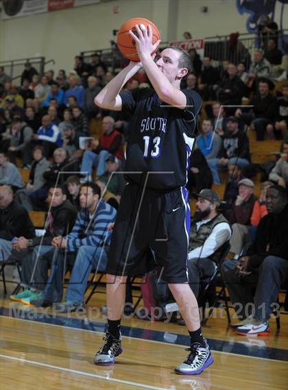 Thumbnail 2 in West Linn vs. South Eugene (Les Schwab Invitational) photogallery.