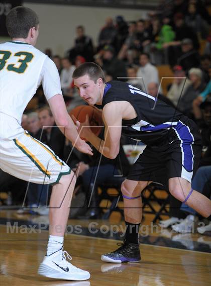 Thumbnail 3 in West Linn vs. South Eugene (Les Schwab Invitational) photogallery.