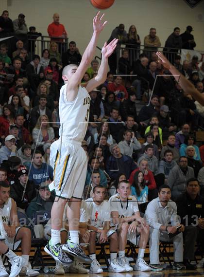 Thumbnail 2 in West Linn vs. South Eugene (Les Schwab Invitational) photogallery.