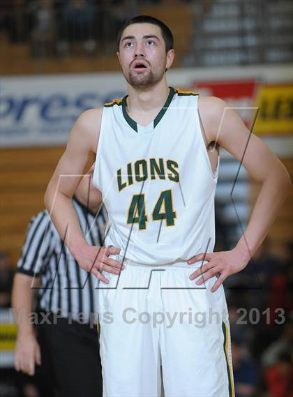 Thumbnail 1 in West Linn vs. South Eugene (Les Schwab Invitational) photogallery.