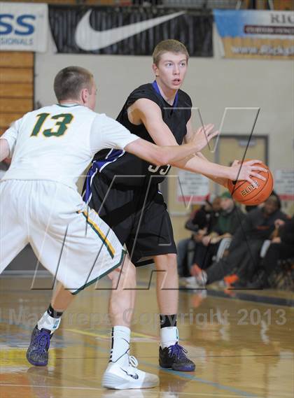 Thumbnail 2 in West Linn vs. South Eugene (Les Schwab Invitational) photogallery.