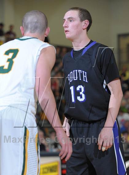 Thumbnail 3 in West Linn vs. South Eugene (Les Schwab Invitational) photogallery.