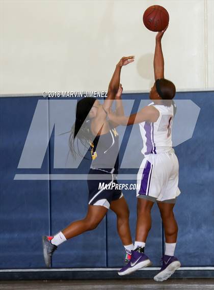 Thumbnail 2 in Millikan vs Ridgeview  photogallery.