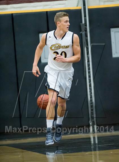 Thumbnail 3 in Norco @ Calabasas photogallery.